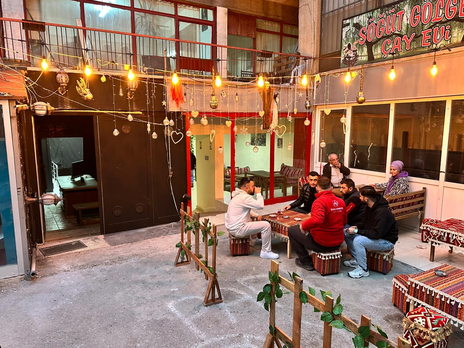 Söğüt Gölgesi Çay Evi